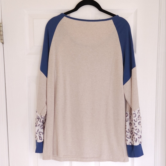 Multi-design top - Picture 2 of 4